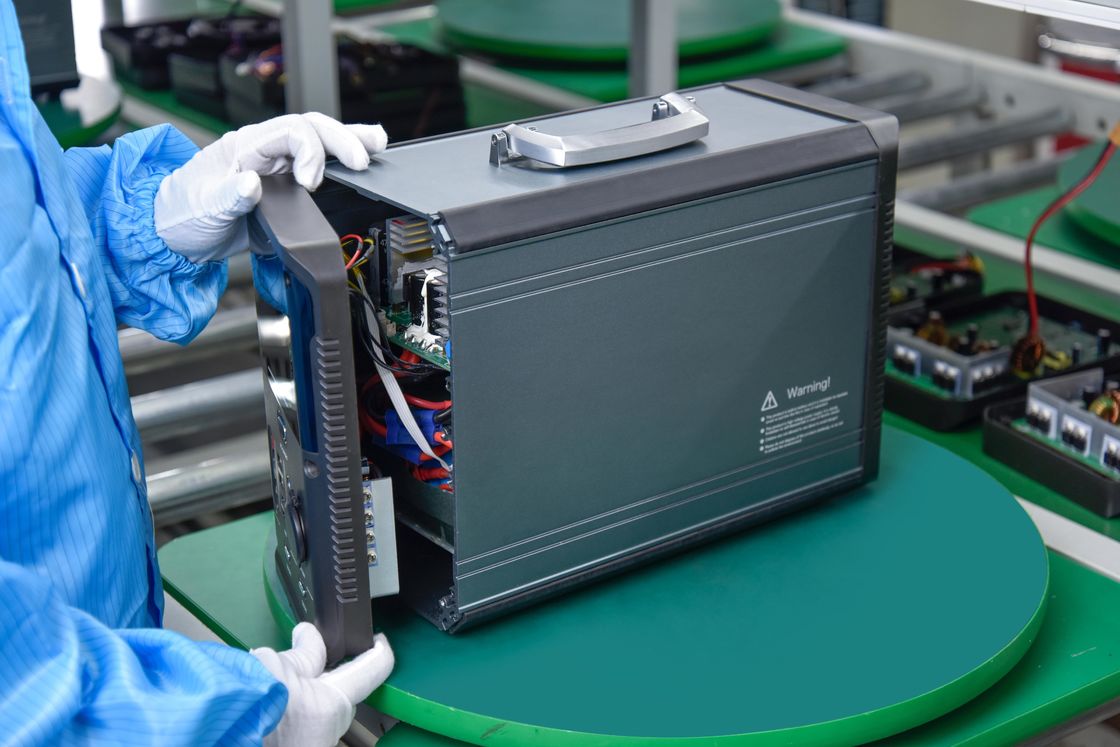 1000w Portable Power Station เครื่องกำเนิดไฟฟ้าพลังงานแสงอาทิตย์แบตเตอรี่ลิเธียมสำรองสำหรับการจัดหาอุปกรณ์แคมป์ปิ้ง